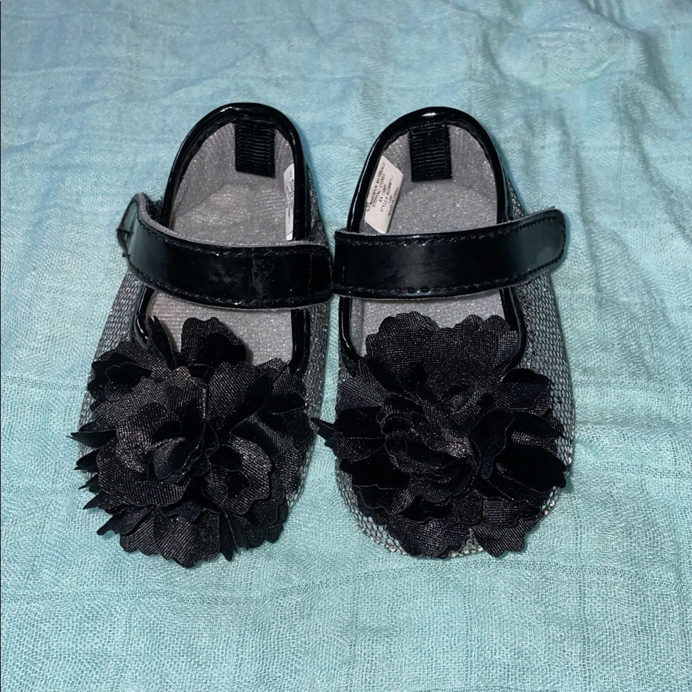 Baby glitter shoes NWOT